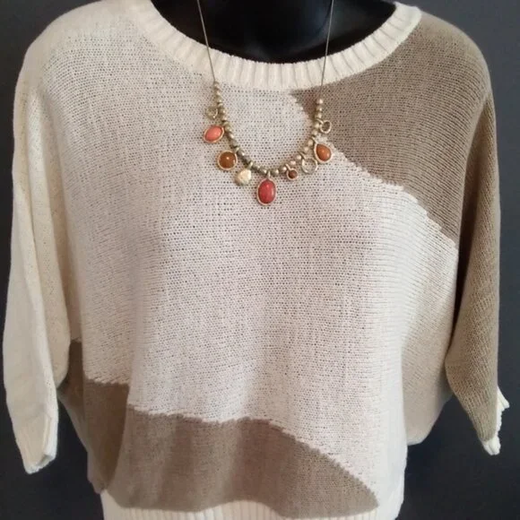 Host Pick RACHEL Roy Cropped Sweater - Picture 4 of 11